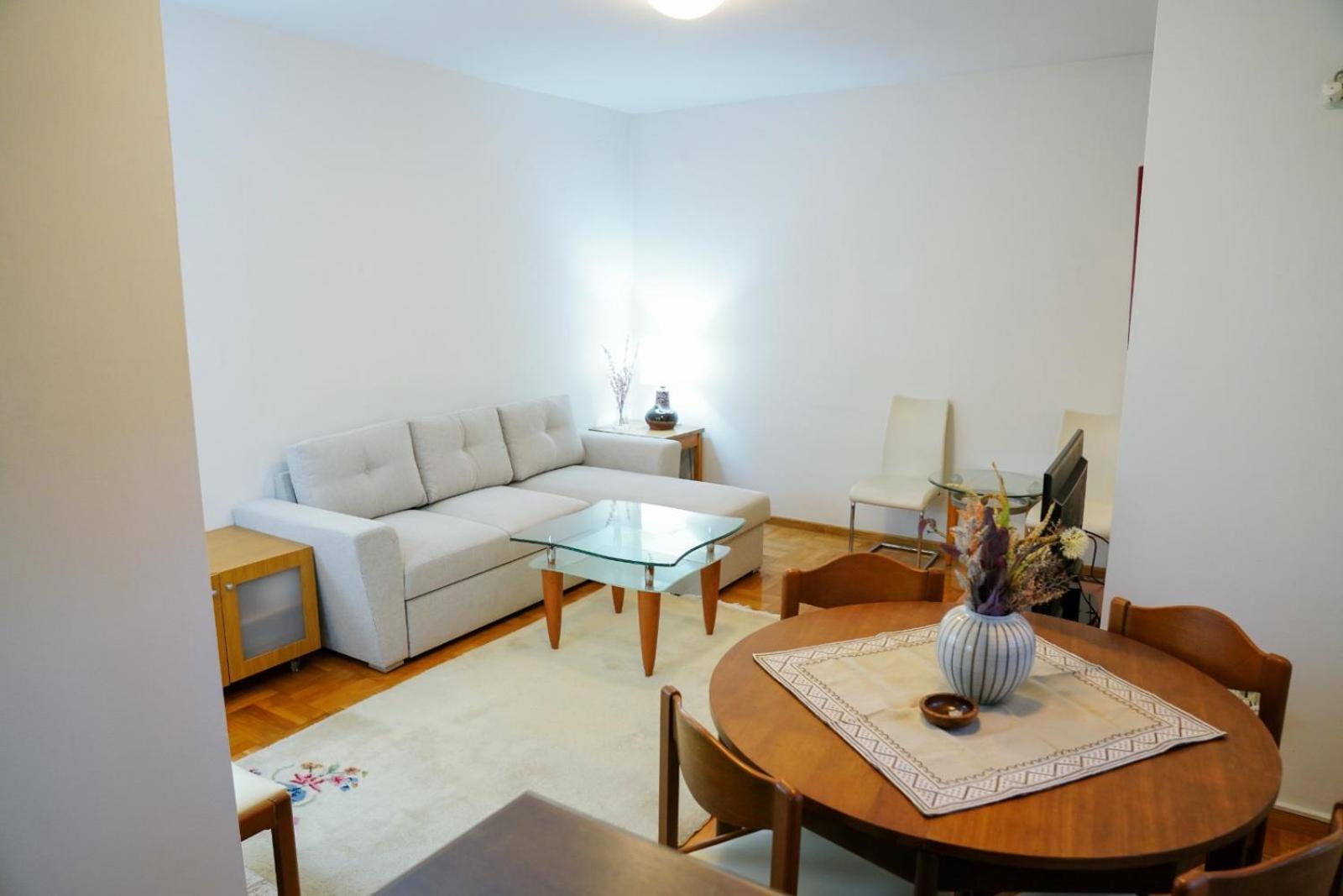 Skopjepad - Centrally Located, Stylish Pad *